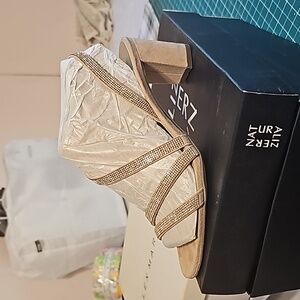 Naturalizer Vanessa 2 shoes